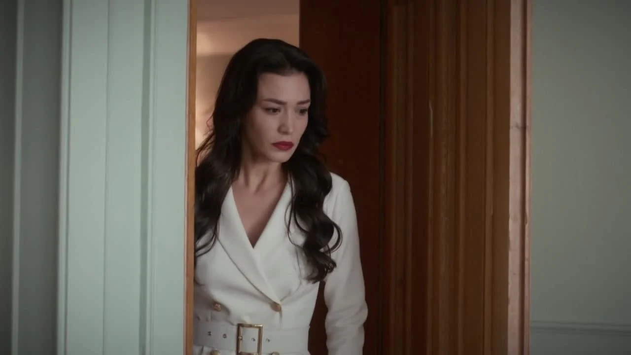 Кадры из сериала Бахар 4 серия 2 сезон (2024)
